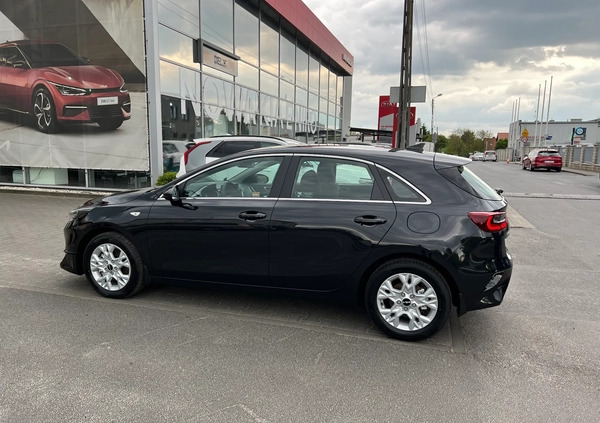 Kia Ceed cena 111900 przebieg: 6, rok produkcji 2023 z Urzędów małe 379